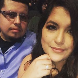 Meet your Posher, Leticia